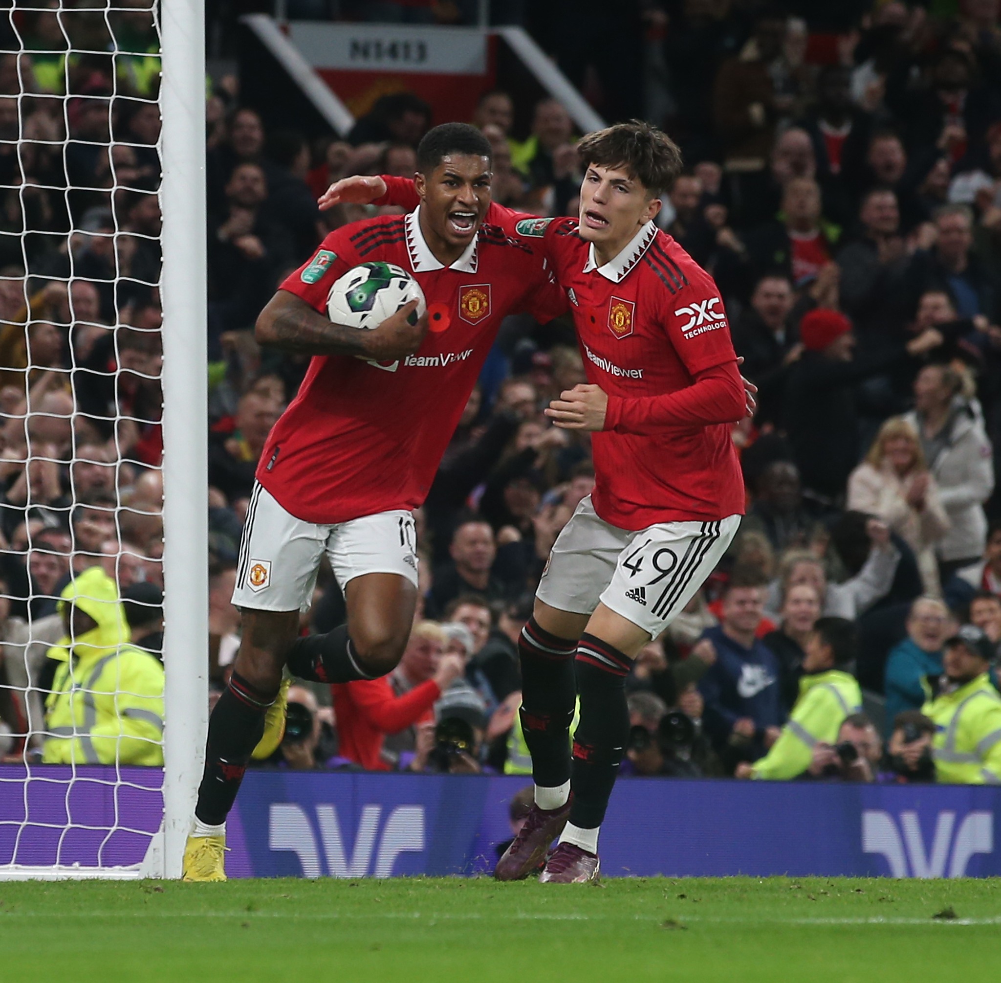 Unitedi fiton me përmbysje të rezultatit, avancon në EFL Cup