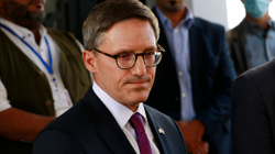 Chollet: Palët t’i kthehen dialogut dhe ta zbatojnë Marrëveshjen e Ohrit
