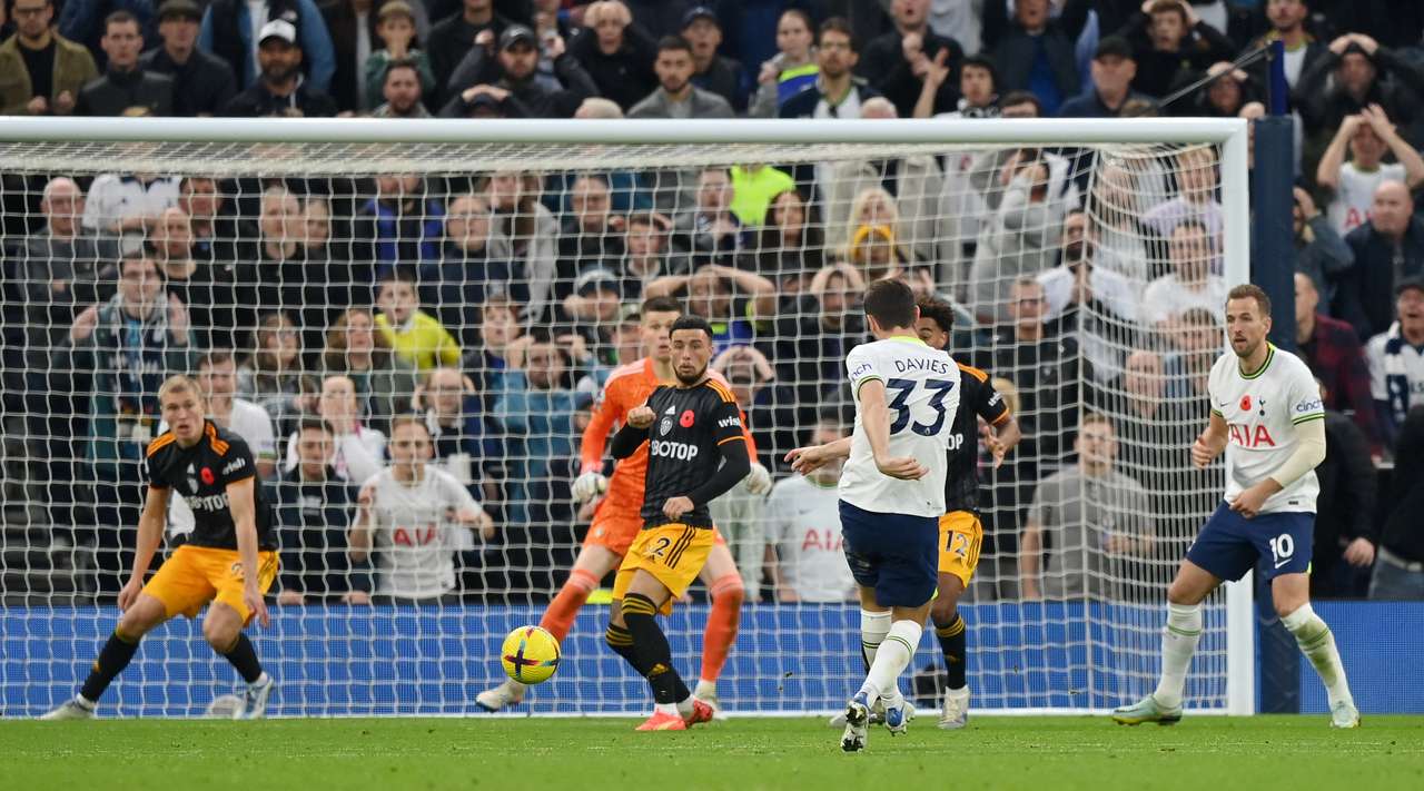 Tottenhami fiton ndeshjen ku u shënuan shtatë gola
