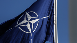 NATO kërkon përparim në negociatat Kosovë-Serbi