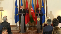 Begaj i kërkon Azerbajxhanit ta njohë Kosovën