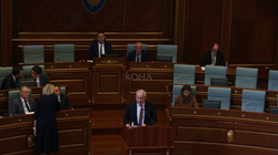 Sveçla: Lufta në Ukrainë pengoi furnizimin me materiale për dokumente personale