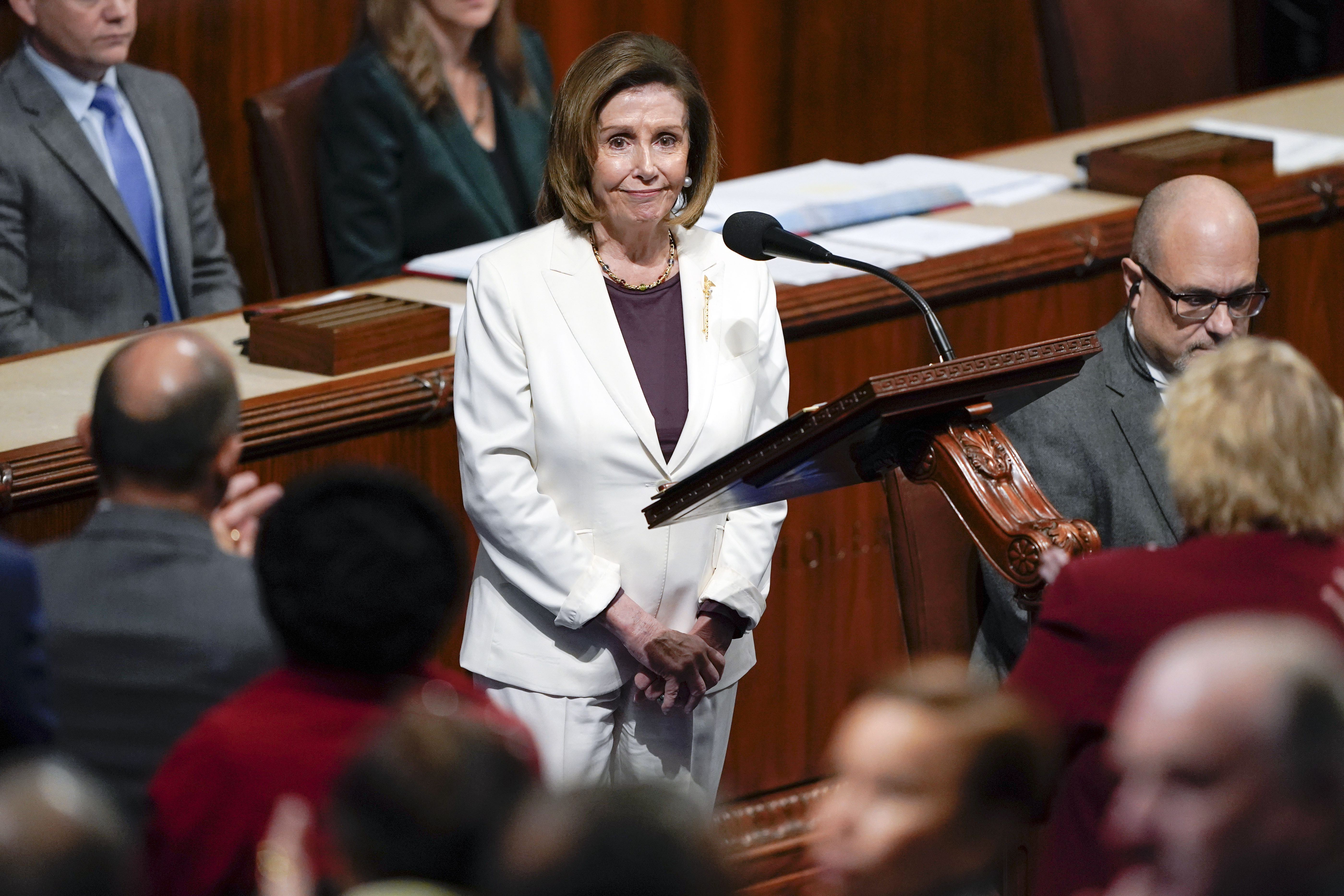 Nancy Pelosi largohet nga posti i kryetares së Dhomës së Përfaqësuesve