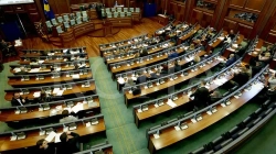 Kuvendi sot pritet të shqyrtojë ligjin për paga e atë për zyrtarë publikë