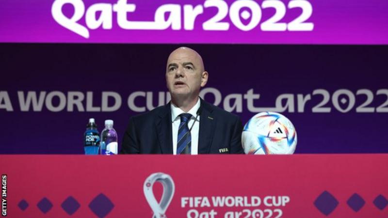Presidenti i FIFA-s e akuzon Perëndimin për “hipokrizi” lidhur me Katarin