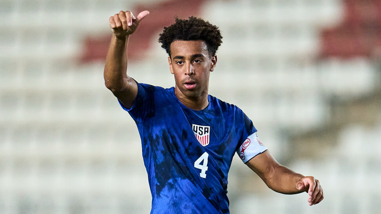 USMNT, Leeds' Tyler Adams named U.S. Soccer Male Player of the Year - The  Athletic