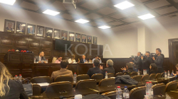 Nis intervistimi i kandidatëve për rektor të UP-së