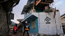 Shkon në mbi 260 numri i të vdekurve nga tërmeti në Indonezi