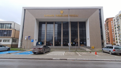 Një muaj paraburgim të dyshuarit për dhunimin e një të miture në Ferizaj