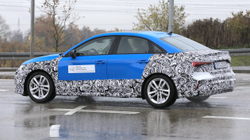 Për herë të parë, spiunohet në testime Audi A3 2023 në stil të veçantë
