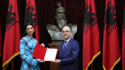 Dua Lipa merr nënshtetësinë shqiptare