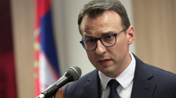 Serbia do t'i lejojë në territorin e saj automjetet me targa RKS pa stikers