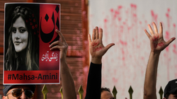 Nëntë evropianë të arrestuar gjatë protestave vdekjeprurëse në Iran