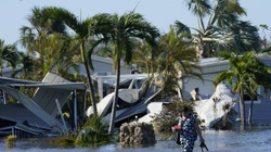 Ushtria amerikane ndihmon banorët e prekur nga uragani Ian