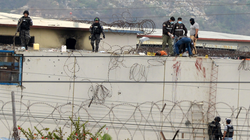 15 të vdekur nga një përleshje mes të burgosurve në Ekuador