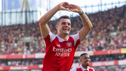 Xhaka titullar tek Arsenalit