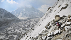 10 të vdekur e mbi 20 të zhdukur nga orteku në Himalajet Indiane