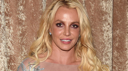 Britney Spears me falënderim publik për Elton Johnin