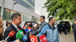 Lajçaku në Kosovë, takohet me Kurtin