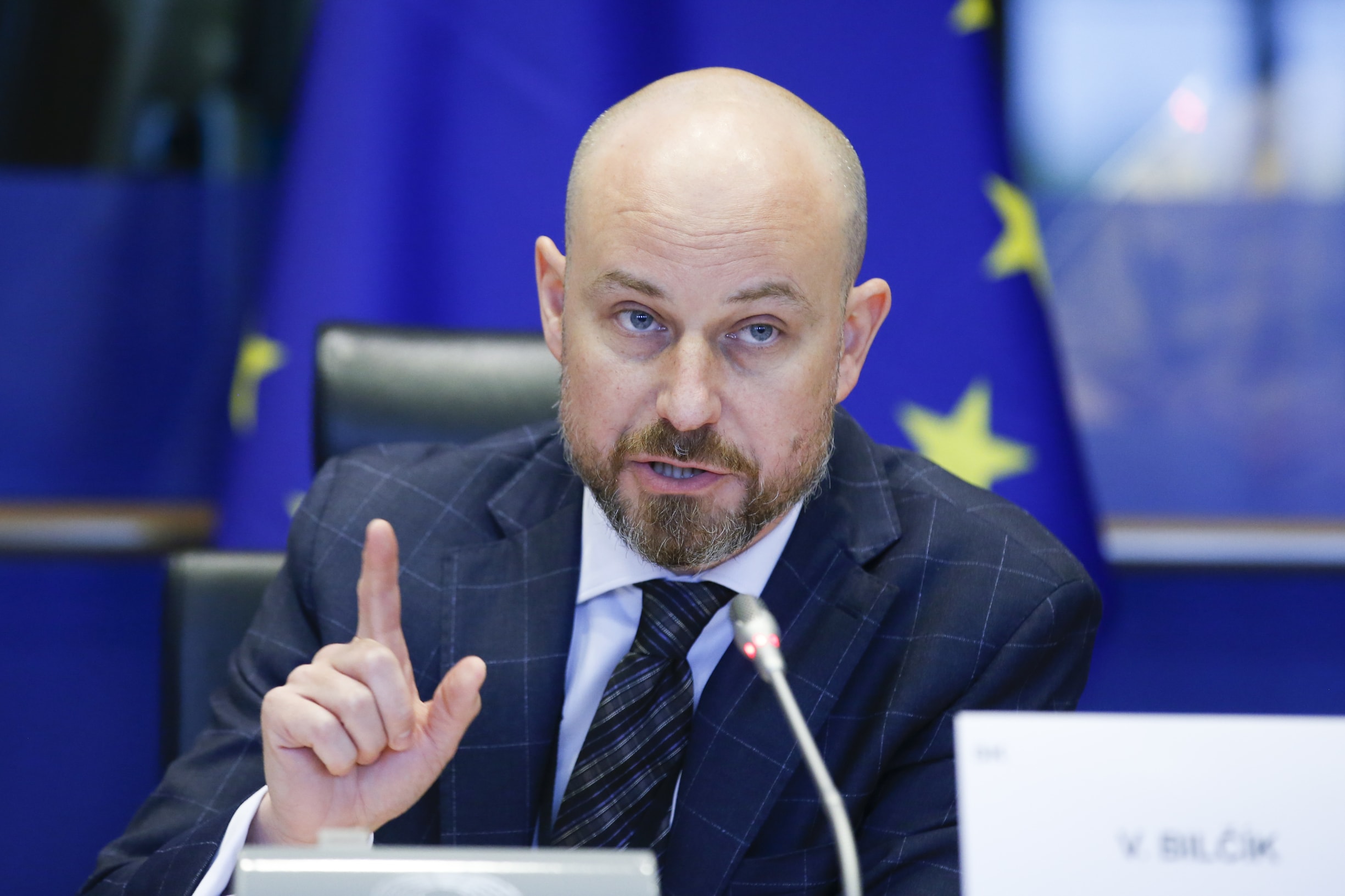 Biliçik: BE-ja pret nga Serbia të vendosë vija të kuqe ndaj Rusisë