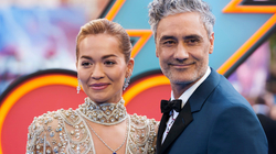 Albumi i ri i Rita Orës është inspiruar nga Taika Waititi