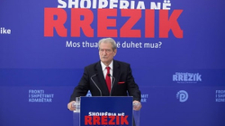 Berisha mbështet grevën e profesorëve në Shqipëri: Në Kosovë, pagat dy herë më të larta