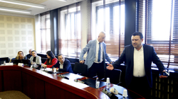 Deputetët polemizojnë zëshëm gjatë shqyrtimit të Raportit të Auditorit për Telekomin
