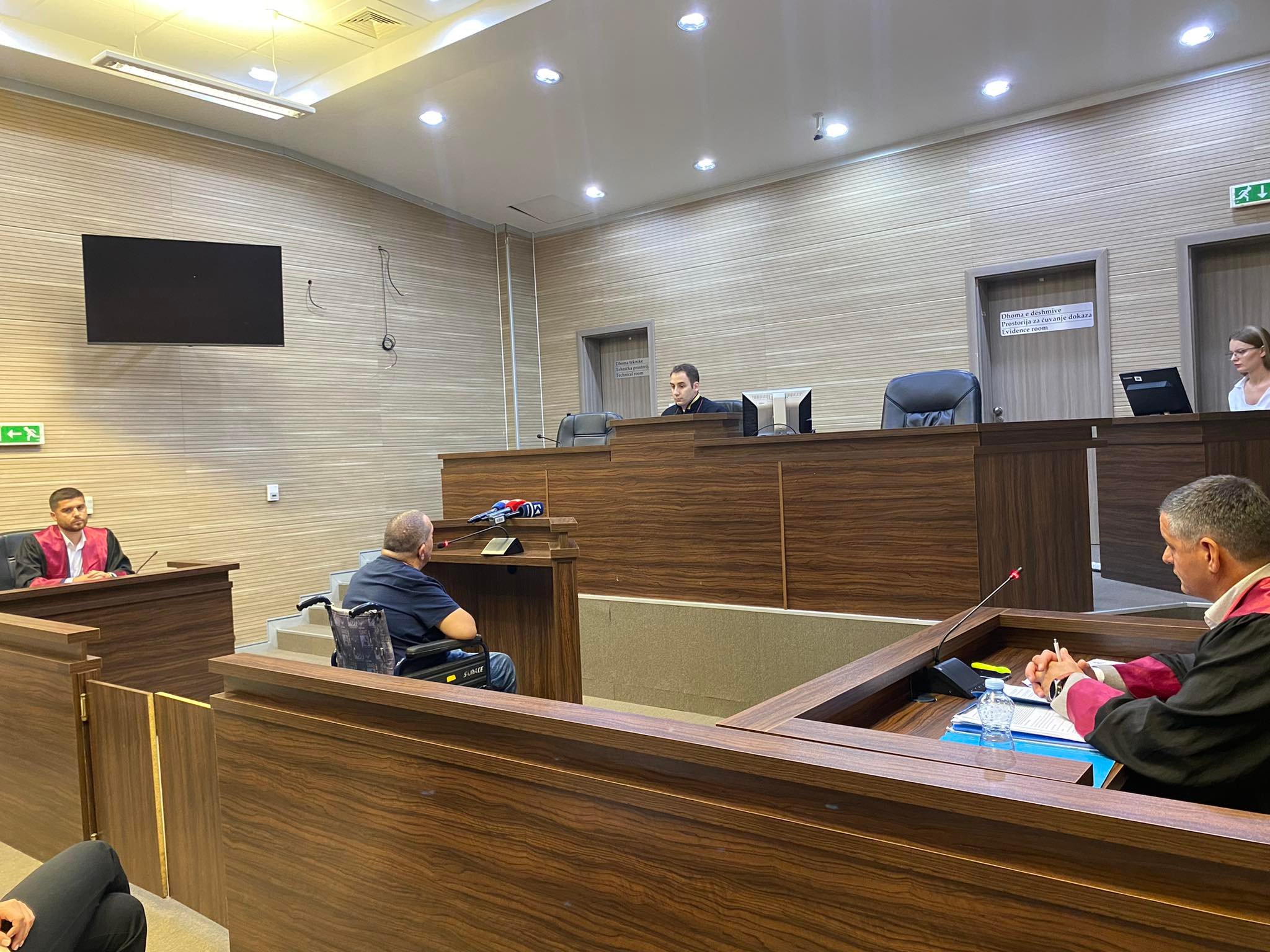 Qytetari me aftësi të kufizuara fiton rastin ndaj Komunës së Prishtinës