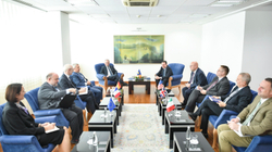 Kurti ambasadorëve të QUINT-it: Marrëveshja finale në dialog me njohje reciproke në qendër