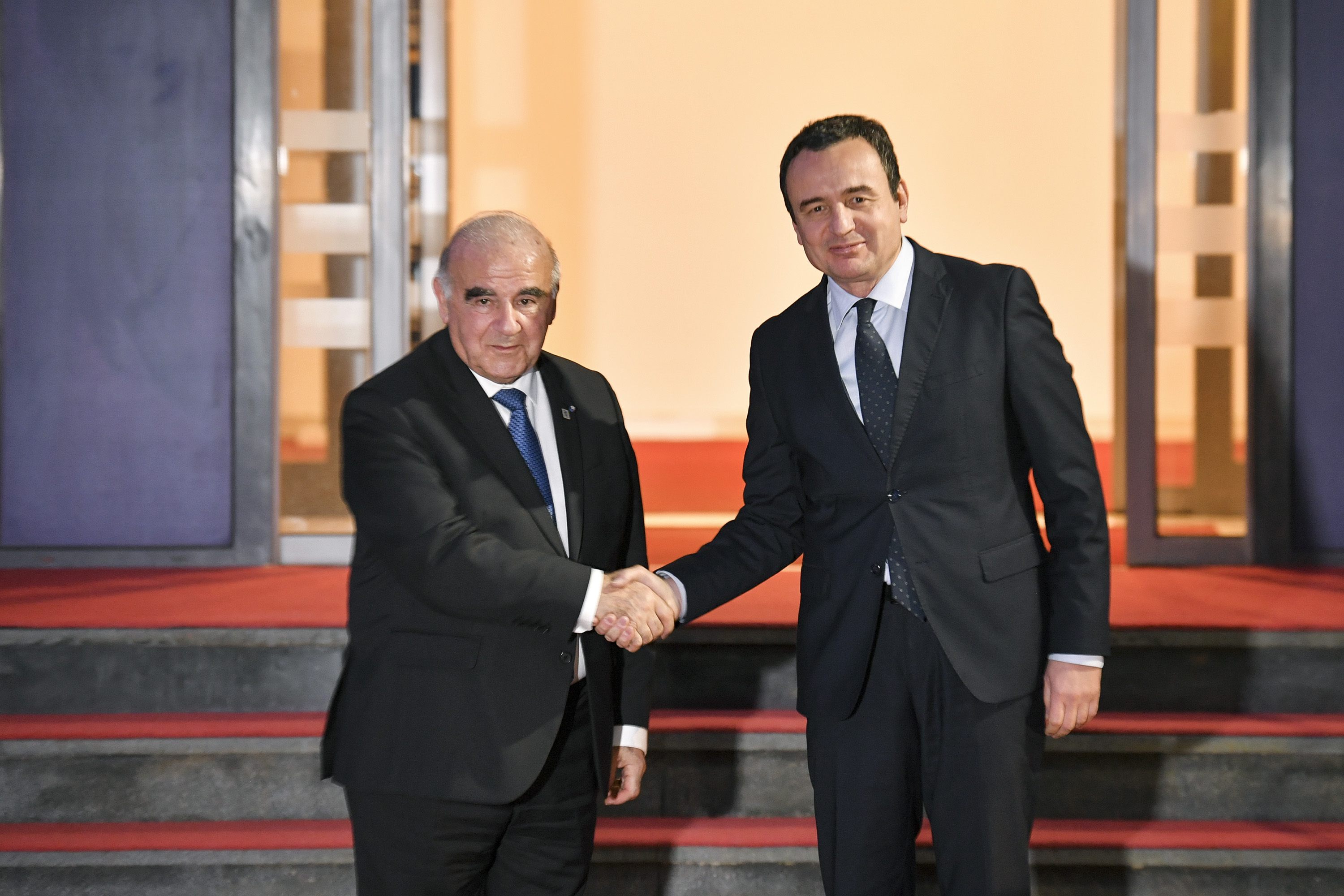Kurti kërkon nga Malta bashkëpunim në ekonomi dhe ndikim te shtetet mosnjohëse