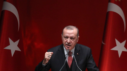 Erdogani paralajmëron referendum për shaminë 