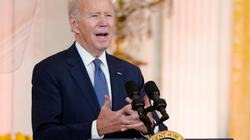 Bidenit i kërkohet ta ndërrojë strategjinë për Ukrainën duke negociuar me Rusinë