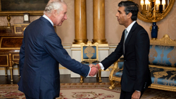 Rishi Sunak merr të martën detyrën si kryeministër i Britanisë pas takimit me Mbretin Charles III