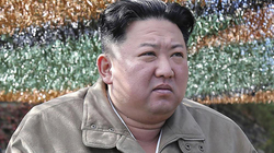 Koreja e Veriut lëshon dy raketa balistike drejt detit
