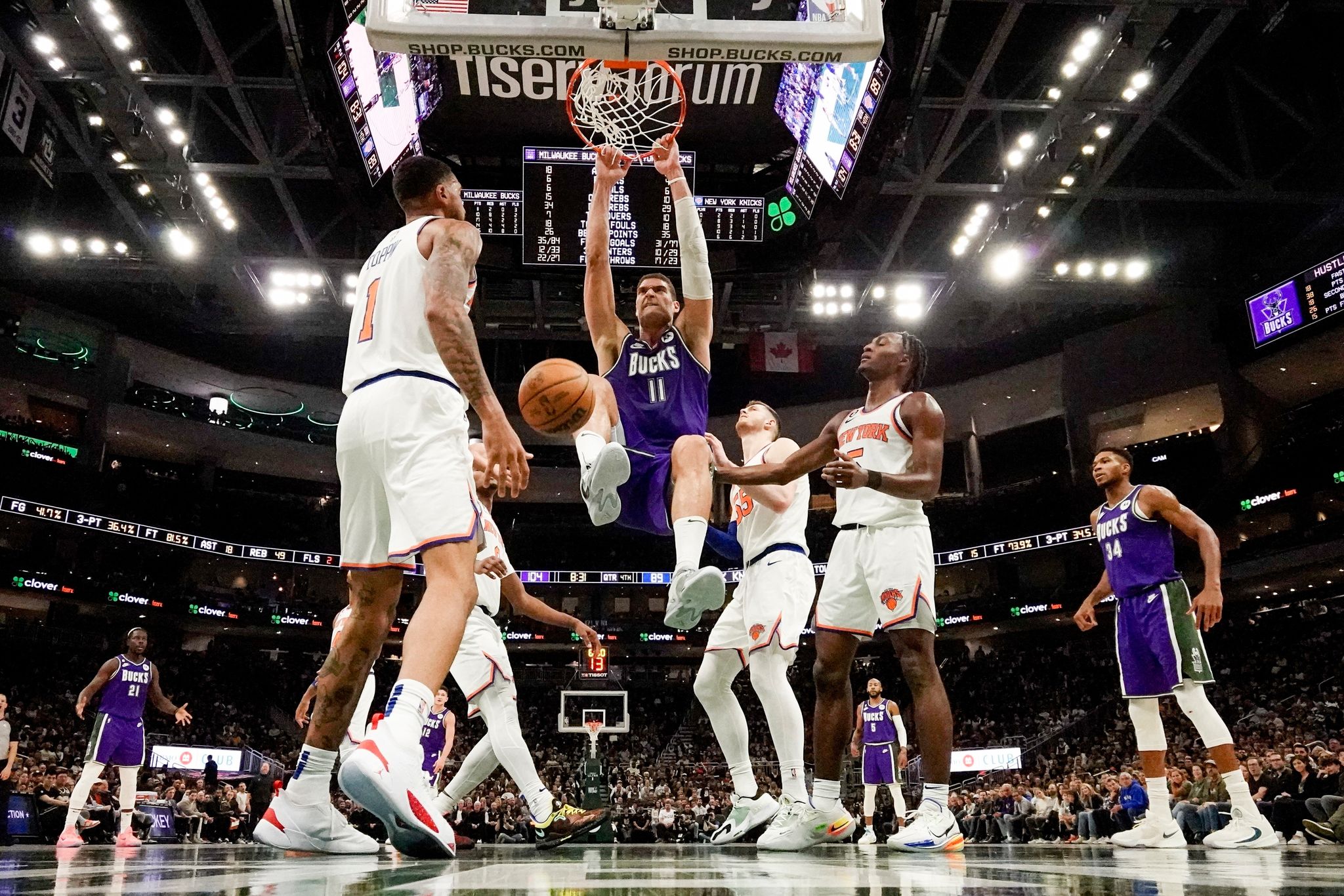 Milwaukee Bucks shënon tjetër fitore, Lakers dështon sërish 
