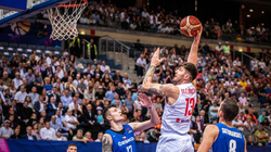 Polonia fiton para 11 mijë shikuesve