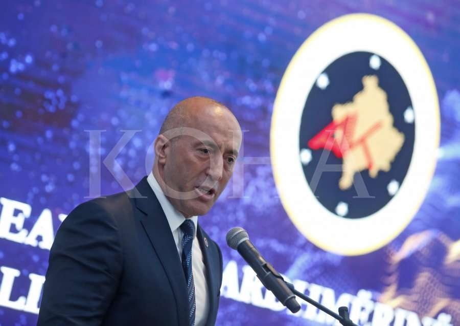 AAK: Qeveria po ia nxjerr sytë e po ia ngjit vetullat këtij populli