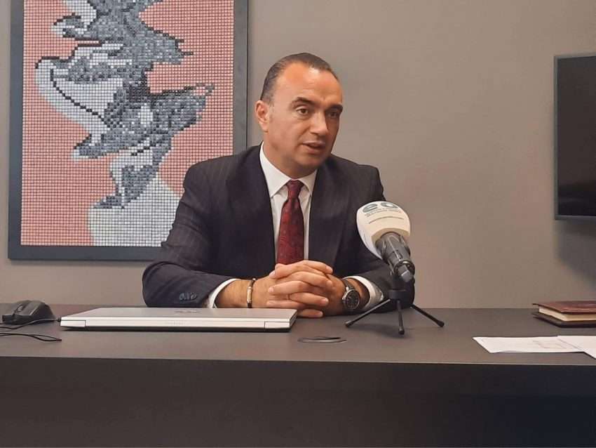 Rafuna: S’ka indikacione për tërheqjen e ndonjë investuesi të huaj nga Kosova