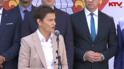 Slobodna Dalmacija: Serbia de fakto e njohu Kosovën, Vuçiqi do ta “sakrifikojë” Bërnabiqin