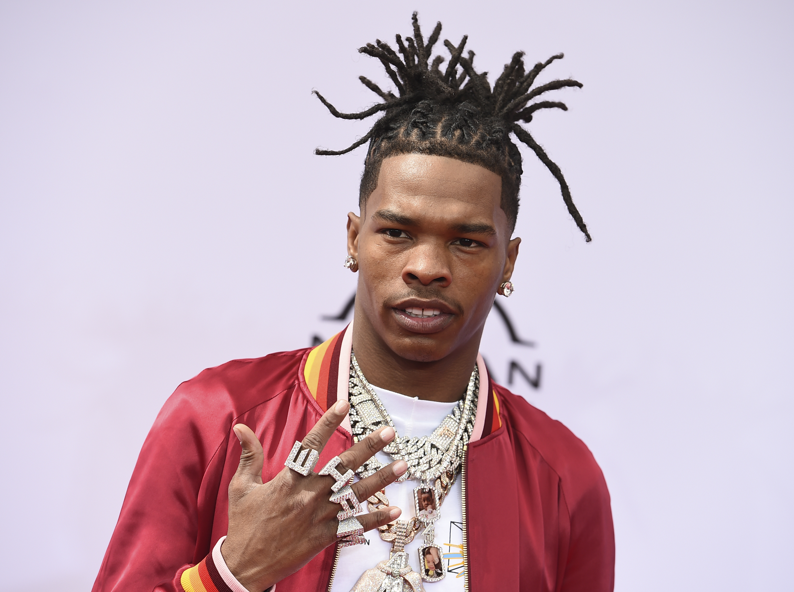 Lil Baby paralajmëron albumin e ri “It’s Only Me”