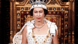 Rrëfim për mbretëreshën Elizabeth nëpërmjet fotografive