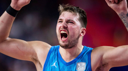 Eurobasket, Donçiq udhëheq Slloveninë drejt çerekfinales
