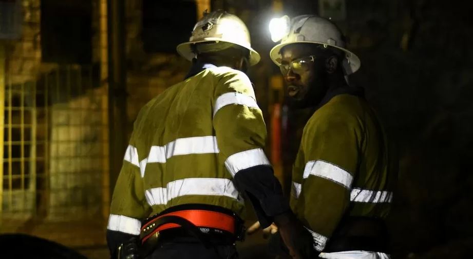 Ngjall zemërim dënimi me kusht i drejtorit të minierës në Burkina Faso ku humbën jetën 8 minatorë