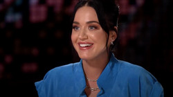 Katy Perry fiton 225 milionë dollarë duke shitur pesë albume”
