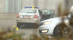 Dy policë lëndohen në Prishtinë kur një i kërkuar tenton t’u ikë
