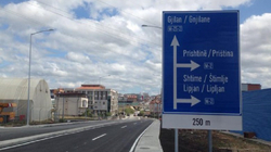 Të mërkurën manifestim në Graçanicë, ndalohet qarkullimi i automjeteve në rrugën Prishtinë-Gjilan