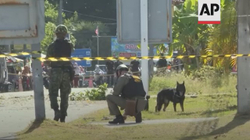 Shpërthim bombe në afërsi të një spitali në Tajlandë, vdes një polic