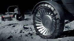 “Goodyear” do të përdorë gomat pa ajër fillimisht në Hënë dhe më pas në Tokë”