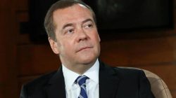 Medvedev: Donbasin do ta mbrojmë edhe me armë bërthamore nëse është nevoja