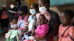 Vaksinimi sekret në Zimbabve shpëton jetët e fëmijëve